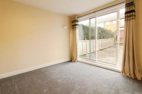 Sherburn Approach, Leeds, West Yorkshire, LS14 photo 4