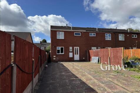 Halesowen Street Rowley Regis 2.jpg