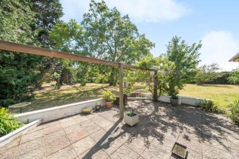 1317674-16-68638abccd414-ARW