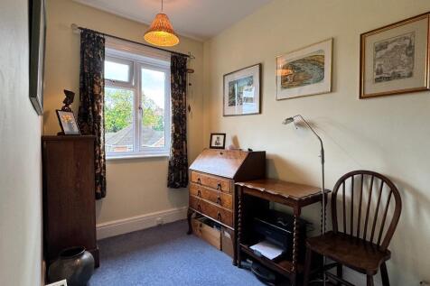 Bedroom 3/home office