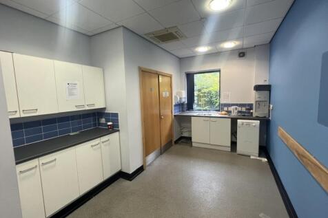 Office to rent Image 12