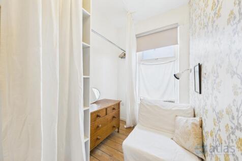 Wardrobe/Bedroom Onee