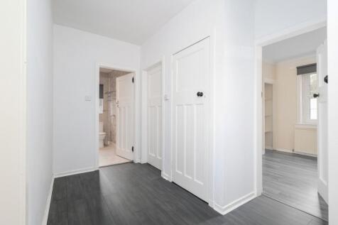 whitehurst, Glasgow, G61 4PF photo 3