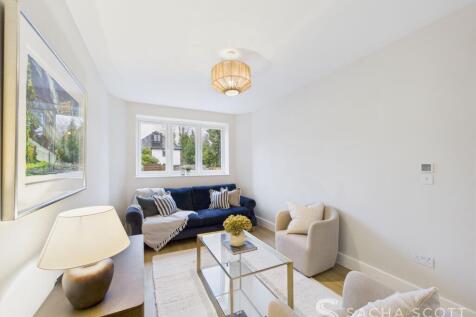 Reception / TV Room