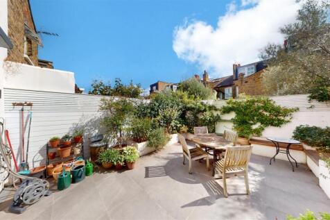 26 Rotherwood Road
