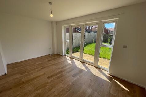 Millbank Close, Oldham photo 3
