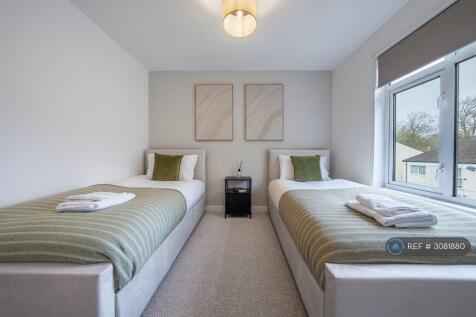 Leyside Court, West Northamptonshire, NN3 photo 5