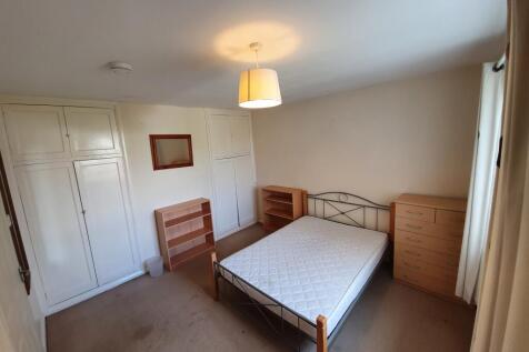 6 Queensway, Leamington Spa photo 4
