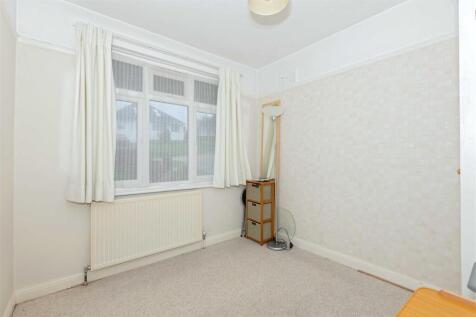 Westfield Close_3.jpg