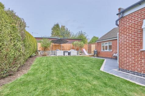 De-La-Bere Cres Burbage_21.jpg