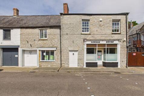 Yeovil, BA22 - property photo