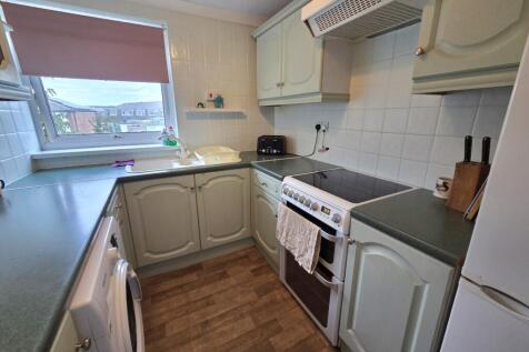 Gale Moor Avenue, Gosport photo 4