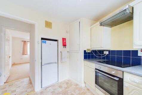 Manor Court, Fenny Compton, CV47 photo 4