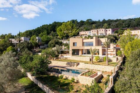 Exclusive Villa in a Prime Location at Pollensa Golf