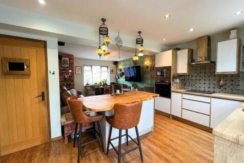 LIVING DINING KITCHEN