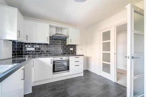 For Sale by Aspire Residential | Waverley Court