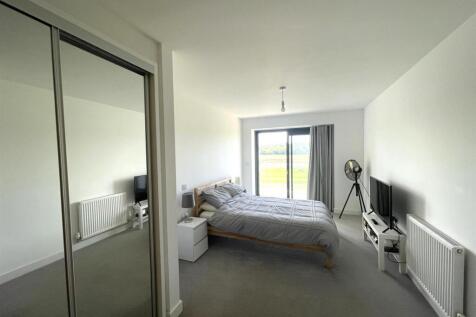 Kingman Way, Newbury photo 5