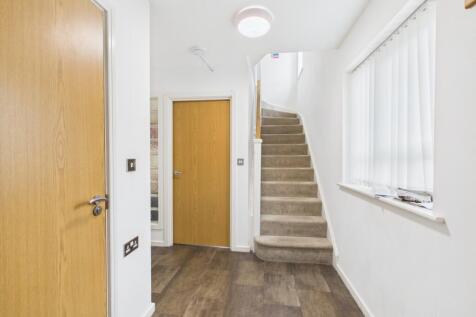 Meadow Road, Salford, Manchester, M7 photo 3