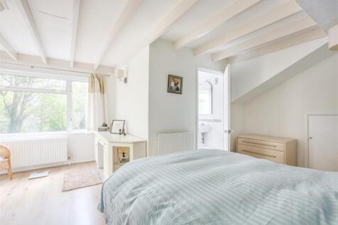 4 Park Lane, HP15 7HY-5.jpg