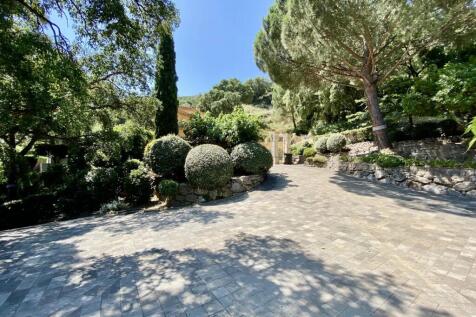 Property Image 37