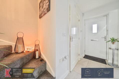 Hallway/ Downstairs Cloakroom.