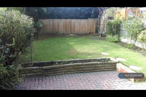 South Facing Patio &amp; Back Garden