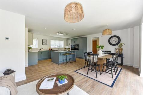 Open Plan Kitchen Dining