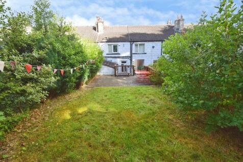 bd89f289-Garden 2...