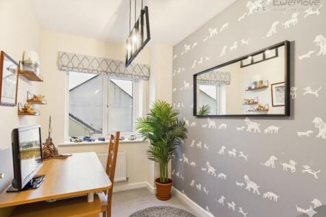 EWEMOVE SOUTH MOLTON - BEDROOM 4 - HOME OFFICE
