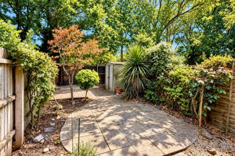 Lin Brook Drive Photos (3)