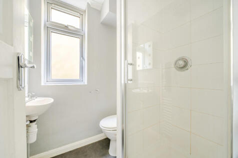 1384338-12-692ec4...