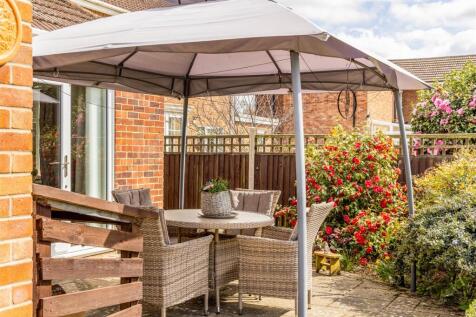 27 Middlegate Road West (Frampton)-19.jpg