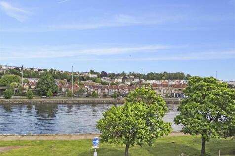 Harbourside Location