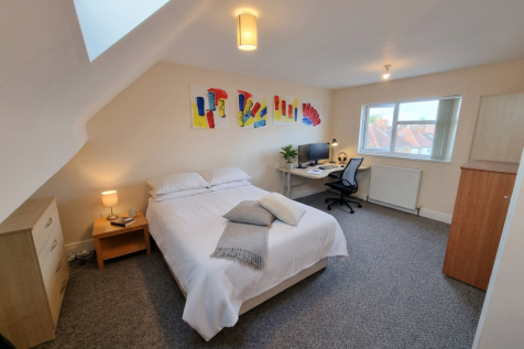 7 Northway, Leamington Spa photo 4