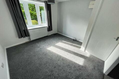 Cloverdale, Northwich, Cheshire, CW8 4UE photo 3