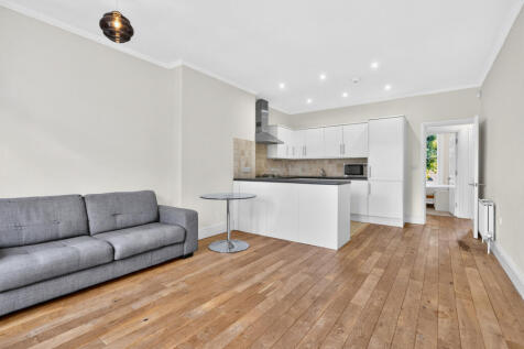 Reception/Kitchen