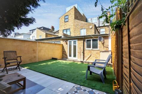 954 Garratt Lane, Tooting, London SW17 0ND