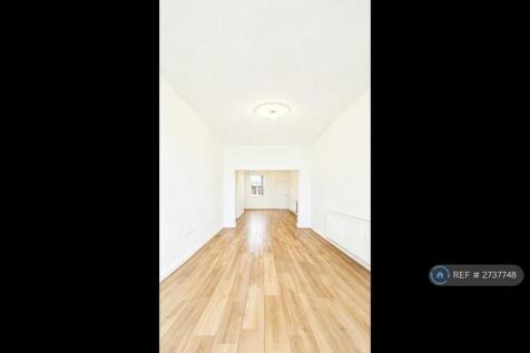 Open Plan Dining / Lounge 