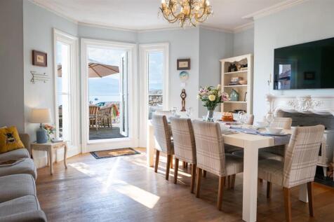 Interior - 2 Bulkeley Terrace, Beaumaris-2.jpg