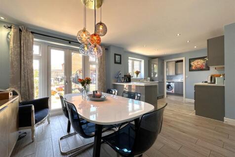 Open-Plan Dining Kitchen 842