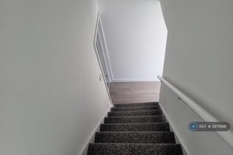 Evers St, Brierley Hill, DY5 photo 3