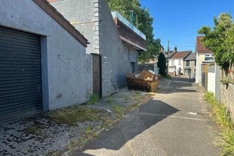 Property Image 8