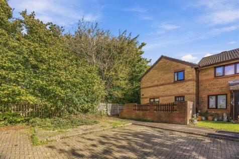 48 Downs Close, Purbrook-PorticoMarketing-SoldBy-2