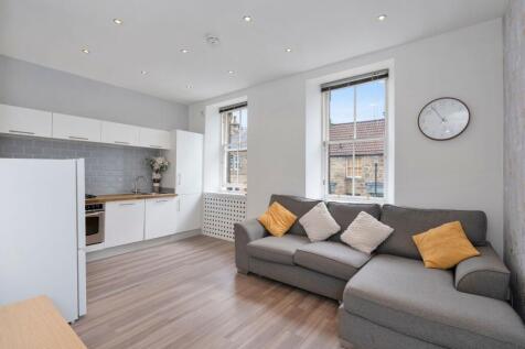 Kitchen/Living Room