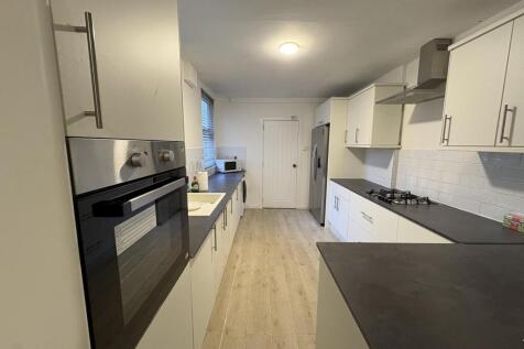 6-bed house on Adelaide Road, Kensington, Liverpool, £529/mo