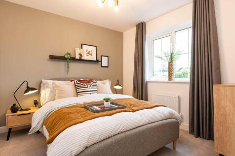 A second double bedroom means you don't need to compromise on space