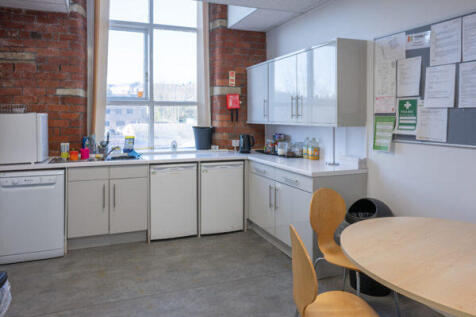 Office to rent Image 6