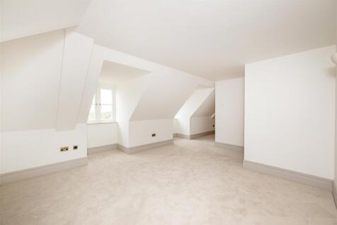 Principle bedroom