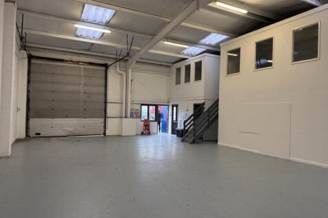 Distribution Warehouse to rent Image 5