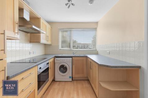 LindenCourt_5.jpg
